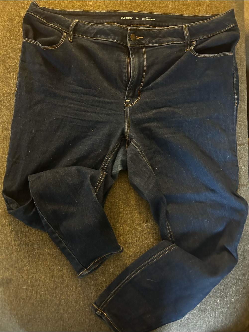Old Navy Women’s Dark Blue Skinny Jeans
